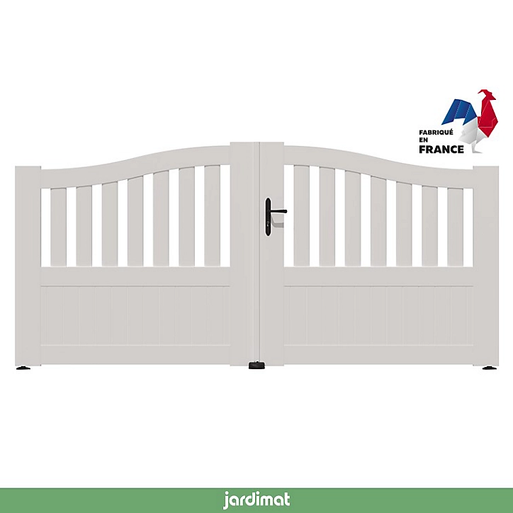 Portail Jardimat pvc Arlay chapeau de gendarme blanc 9016 - 300 x h.120/140 cm