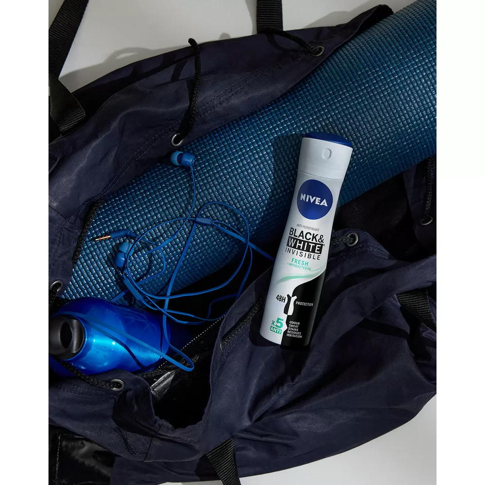 Nivea Black & White Invisible Fresh Deospray - 150 ml.