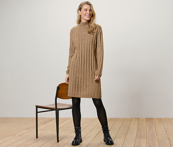 Geripptes Strickkleid mit Stehkragen