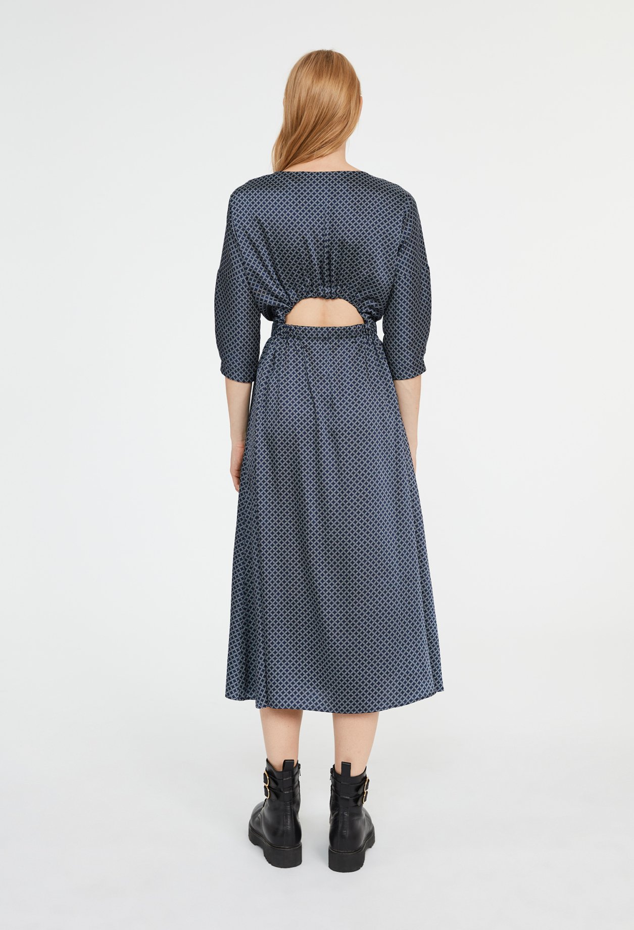 Robe longue &agrave; motifs geometrique