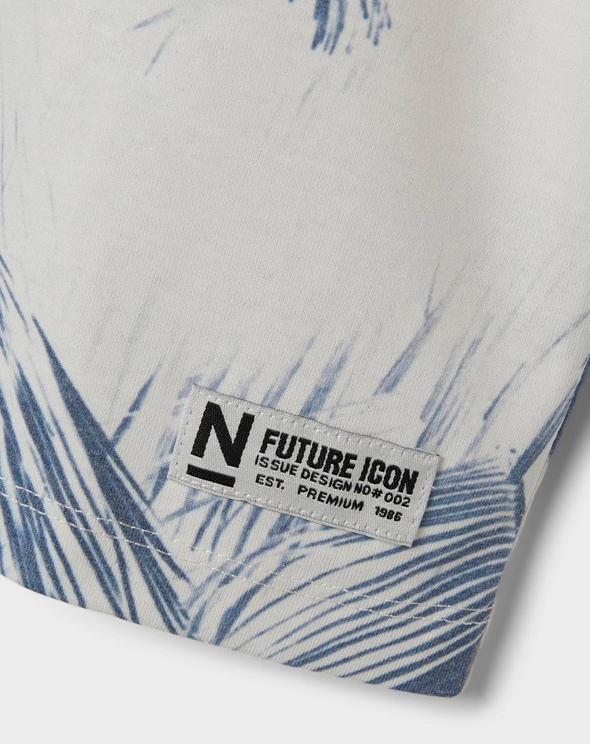 T-Shirt NKMFILES PALM LEAVES in jet stream
