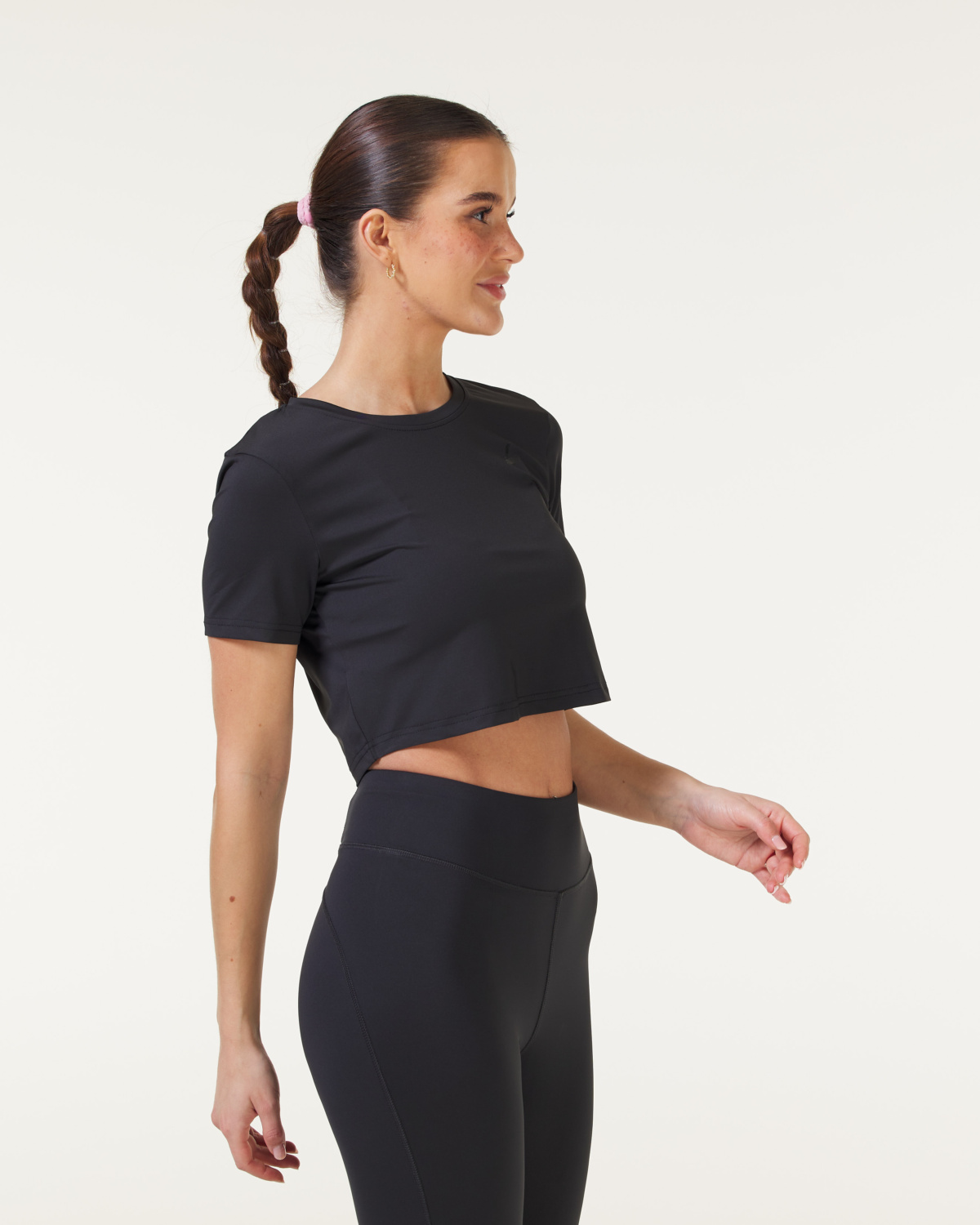 LEVITY Elemental Crop Tee Black