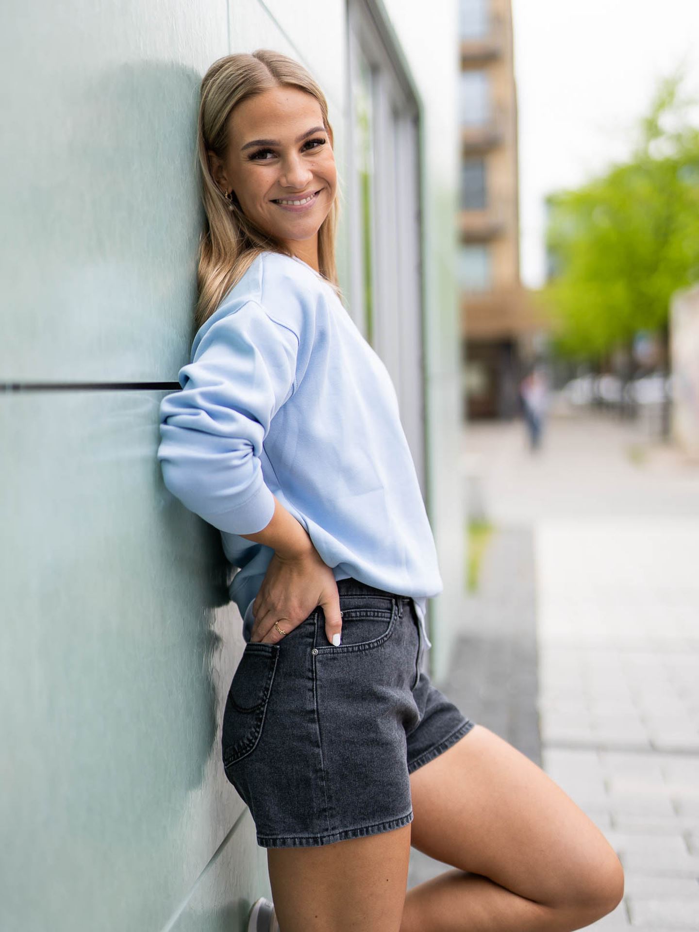 Carol Shorts