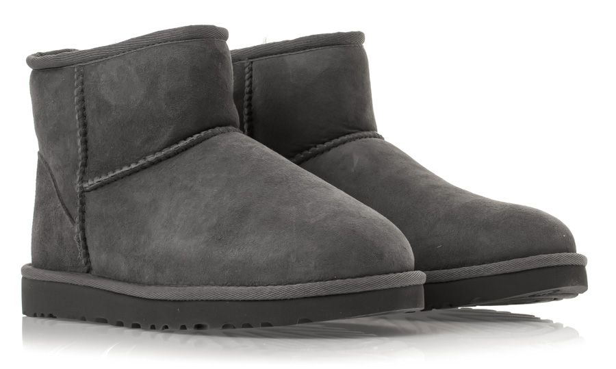UGG Classic Mini II