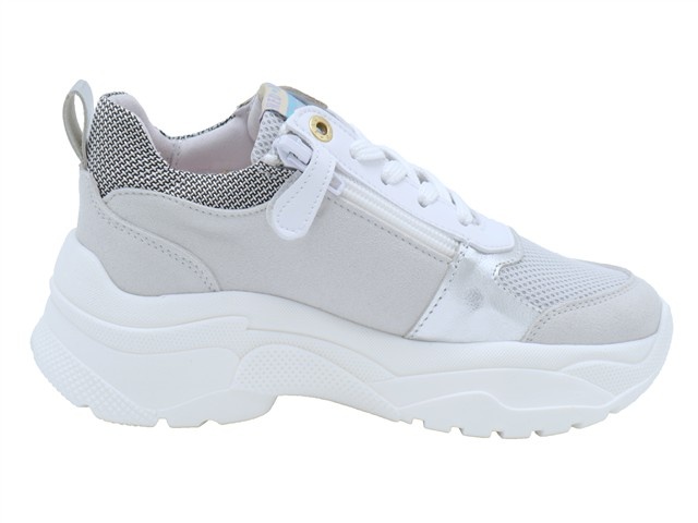 Red Rag Sneaker