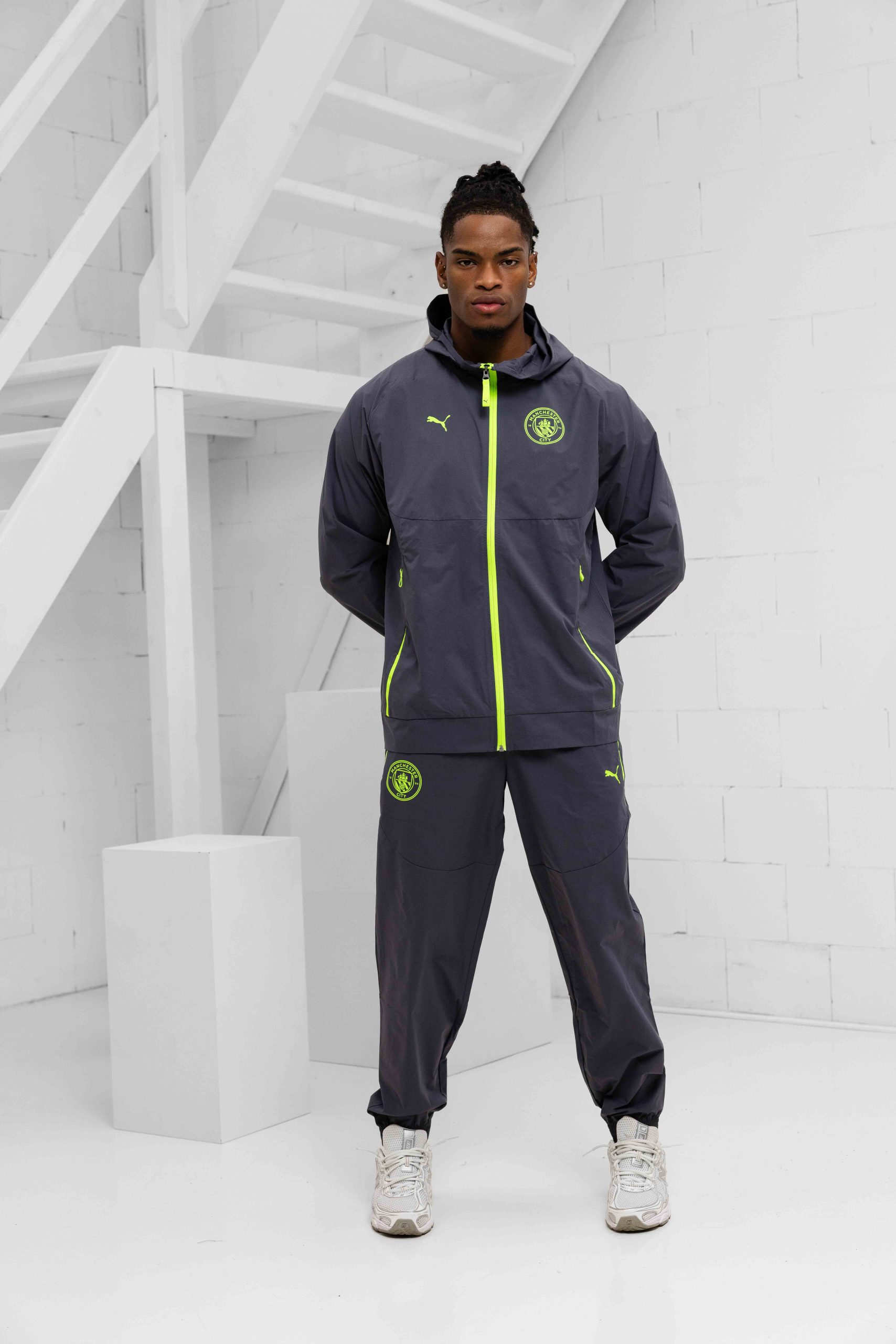 Manchester City Tech Woven Trainingspak Senior 2025/2026 Grijs