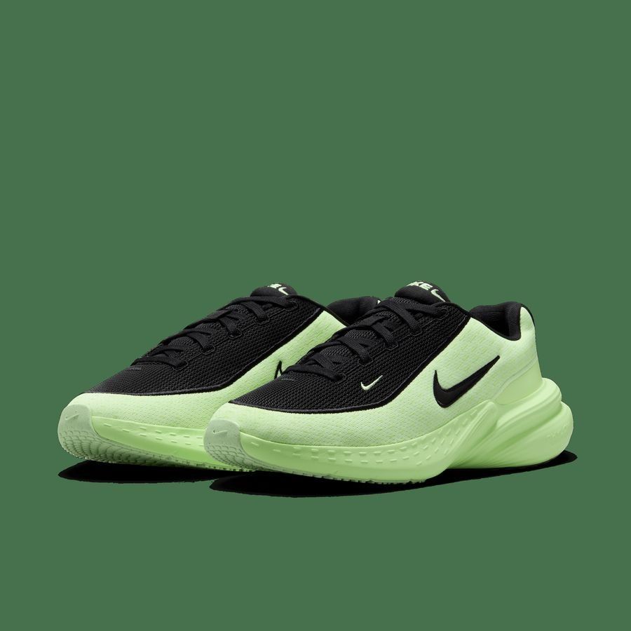 Nike Uplift SC