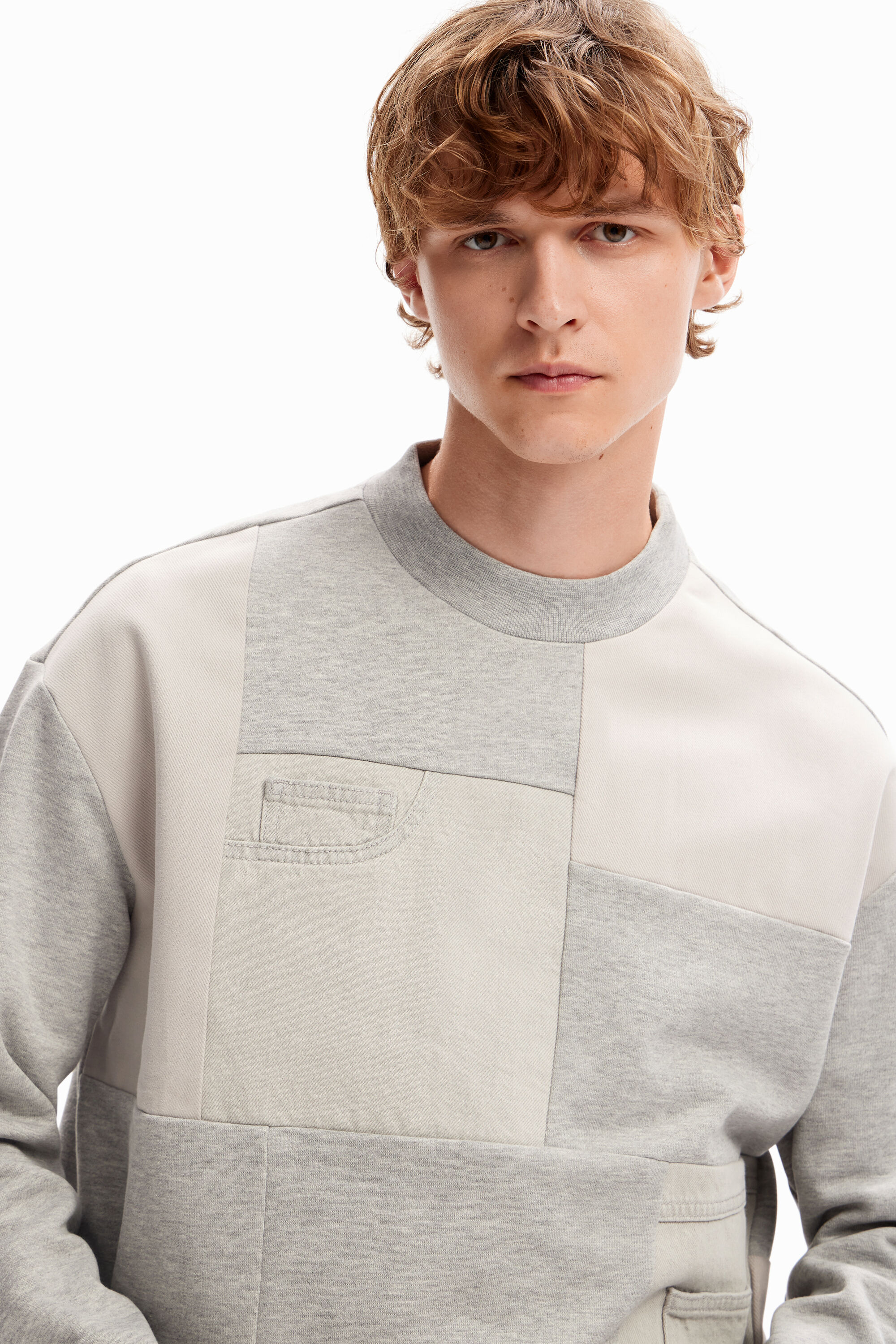 Sweat-shirt patchwork denim