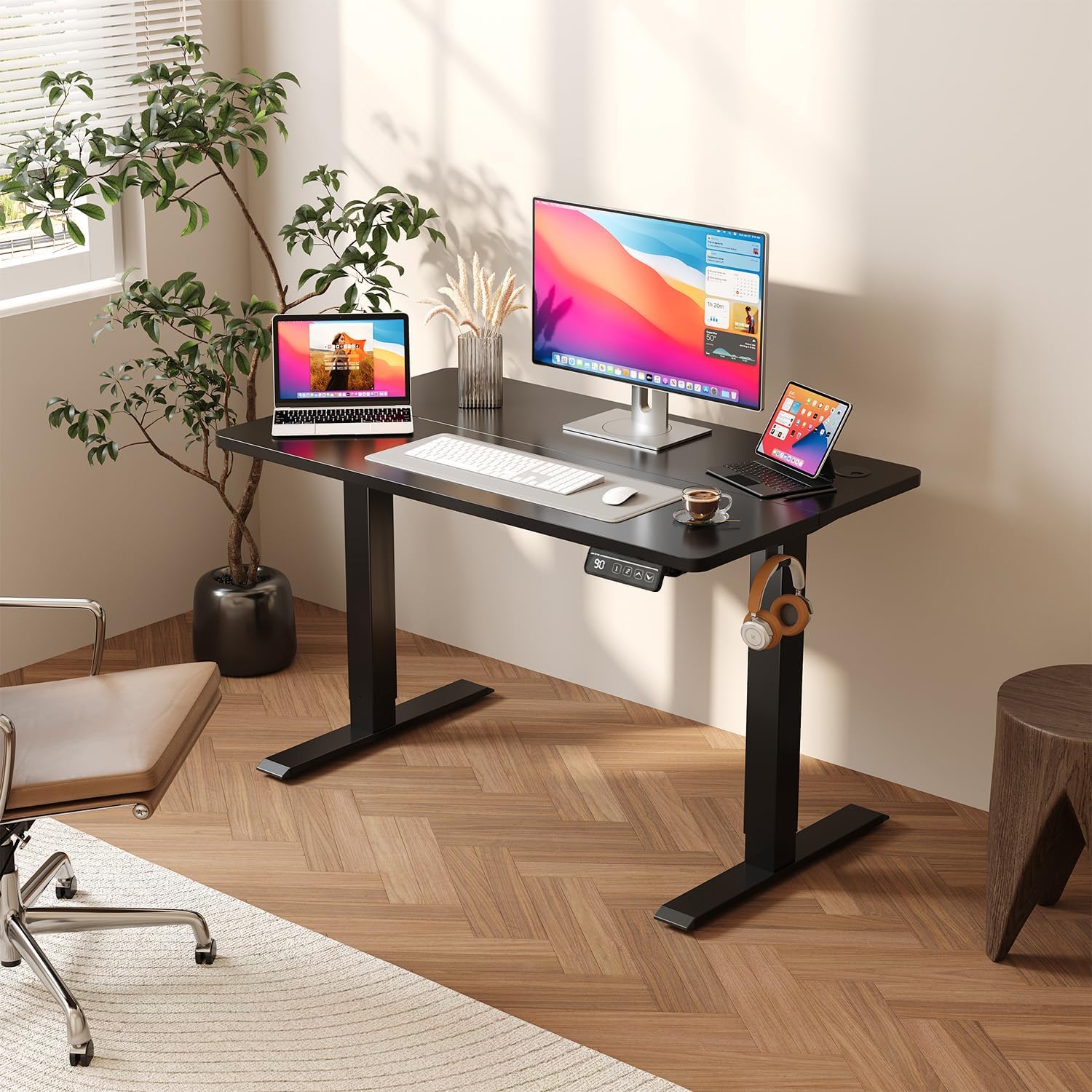 JUMMICO HöHenverstellbarer Schreibtisch Standing Desk Elektrischer Schreibtisch Höhenverstellbar mit Memory-Funktion 140 x 60 cm,Schwarz