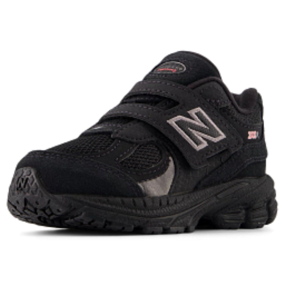 Køb New Balance Black 2002 Kids Hook & Loop Sneakers