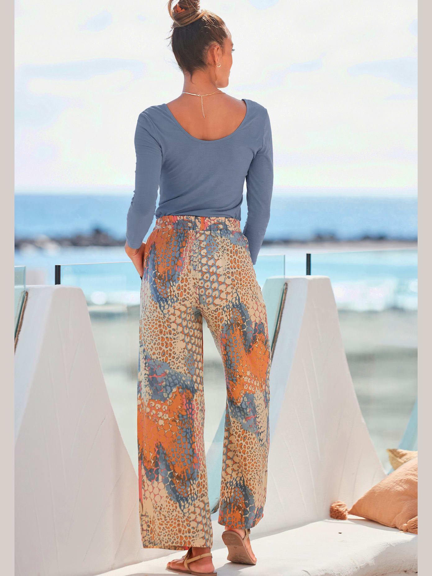 Large pantalon en tissu pour l'été