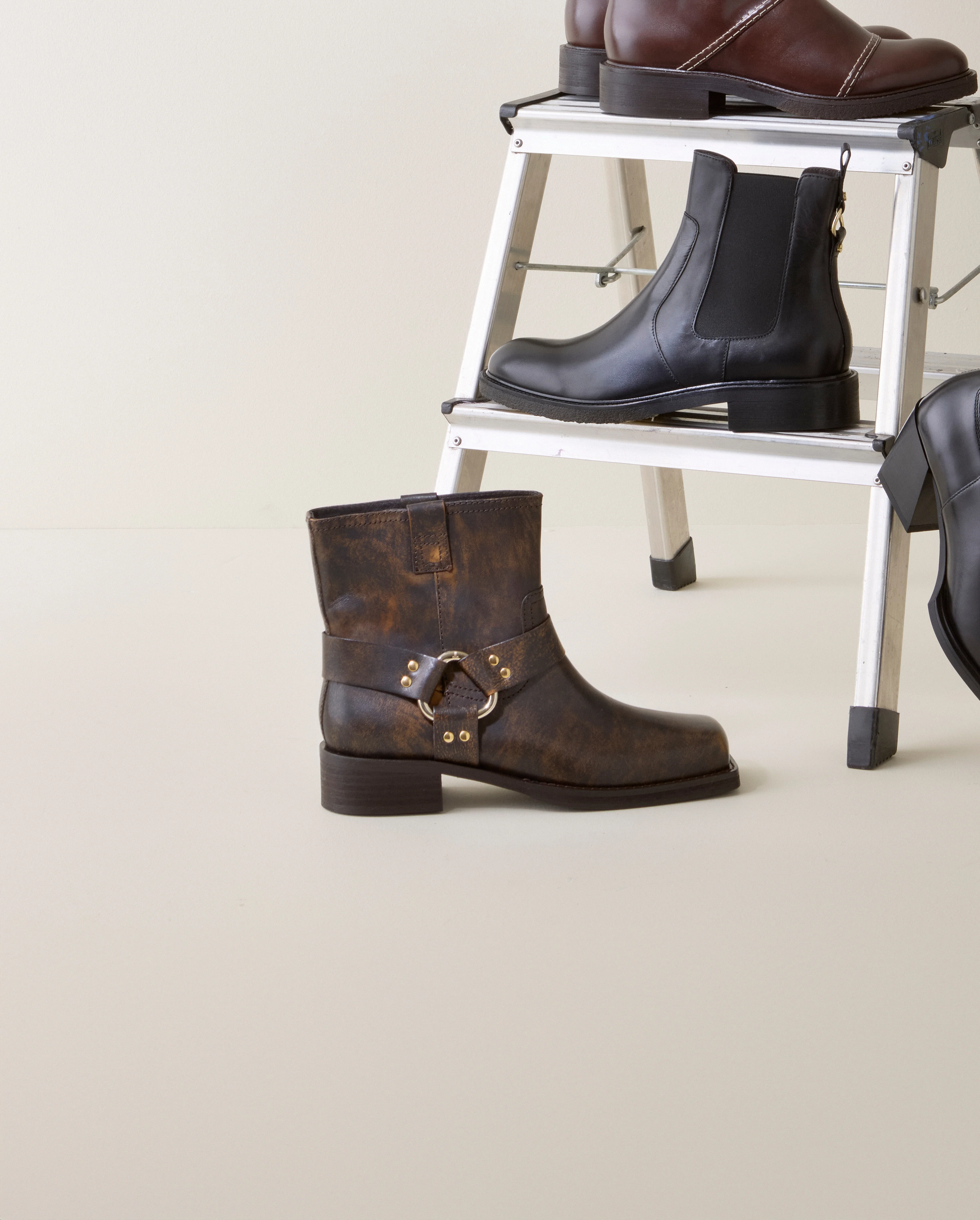 Billi Bi  A7190 Kort biker støvle med spænde - Cognac frisco calf