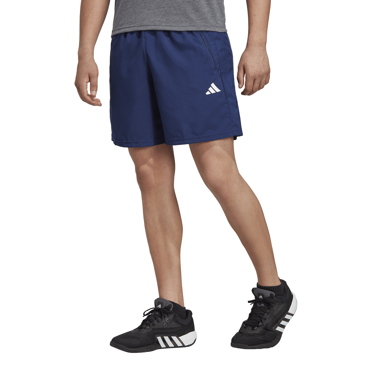 adidas Performance<br>Short para treino Train Essentials tecido