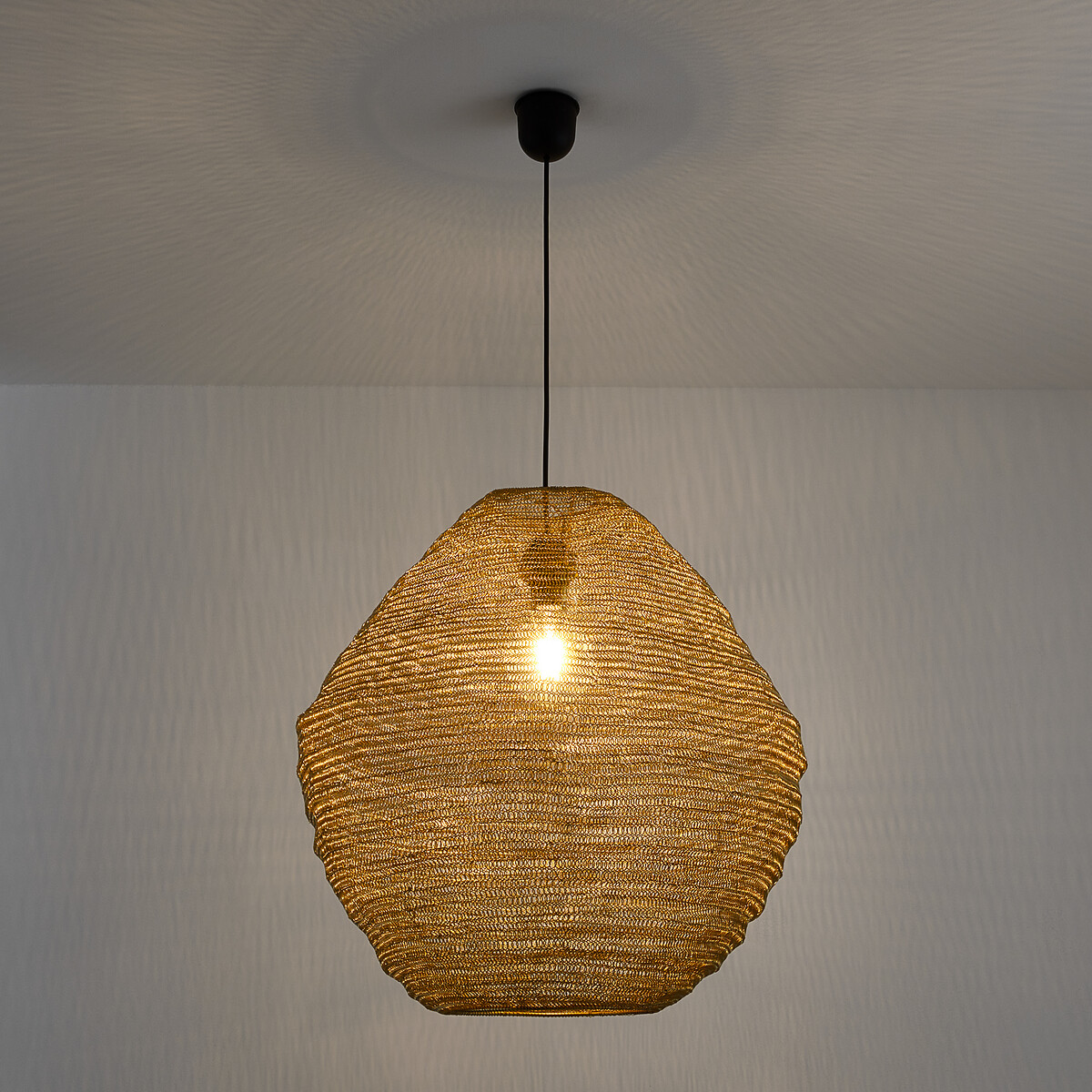 LA REDOUTE INTERIEURS<br>Candeeiro suspenso em malha de ferro Ø40 cm, Mita