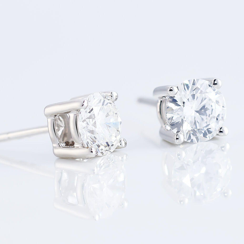 Boucles D'oreilles Puces 4 Griffes Or Blanc Diamant Synthetique
