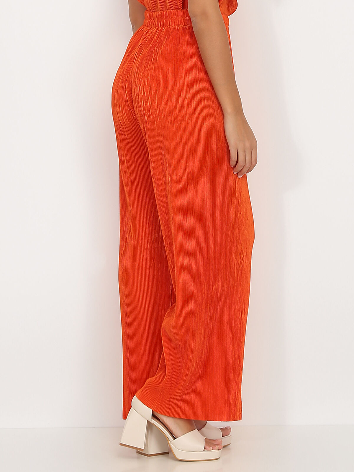 Pantalon plissé ample effet satiné- orange