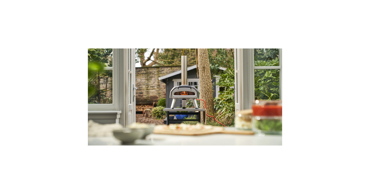 OoniKaru 2 Multi-Fuel Pizza Oven pizzaoven  (Zwart/roestvrij staal, 12'' pizza, Hout, houtskool en gas)