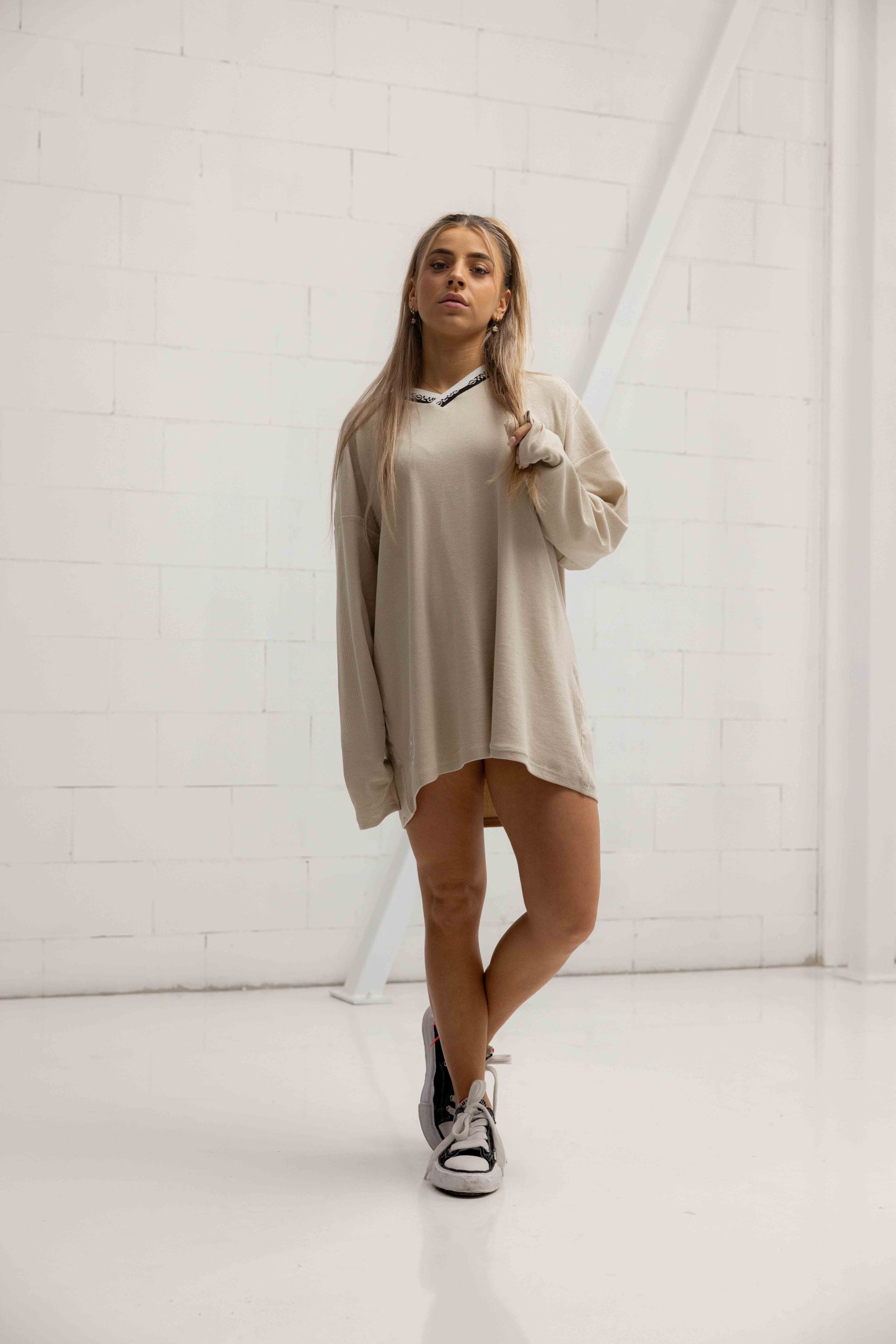 Couture Club Deep V-Neck Ribbed LS Jurk Dames Beige