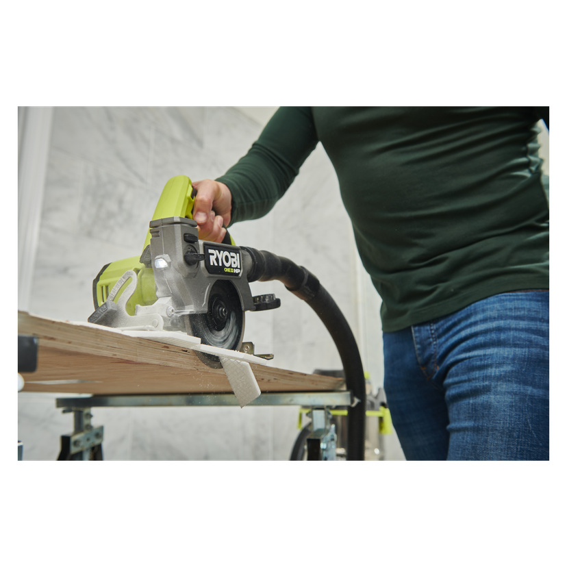 Batteridrevet flis- og klinksag 18 V 10 800 /min