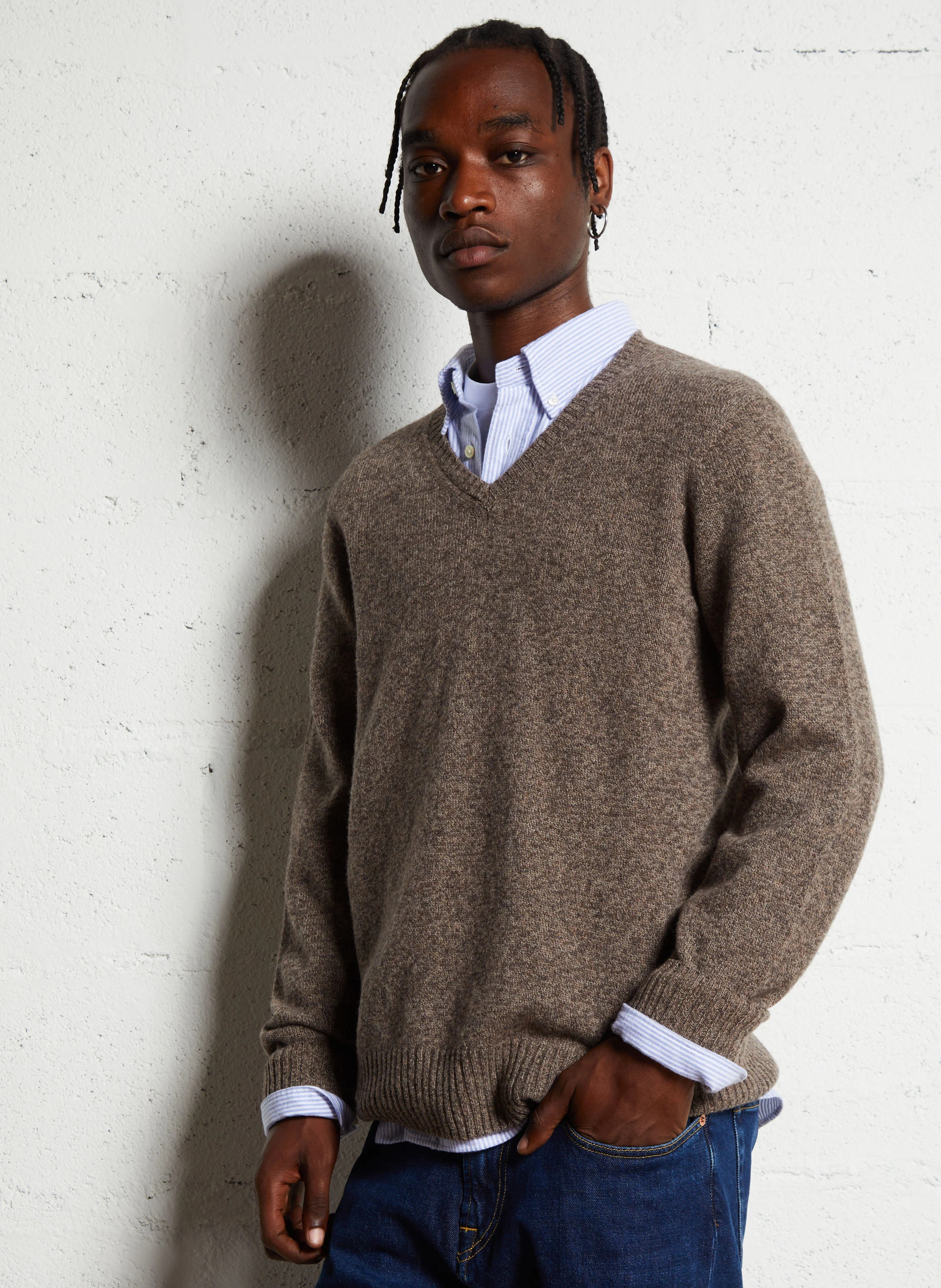 Pull regular col V en laine | Marron