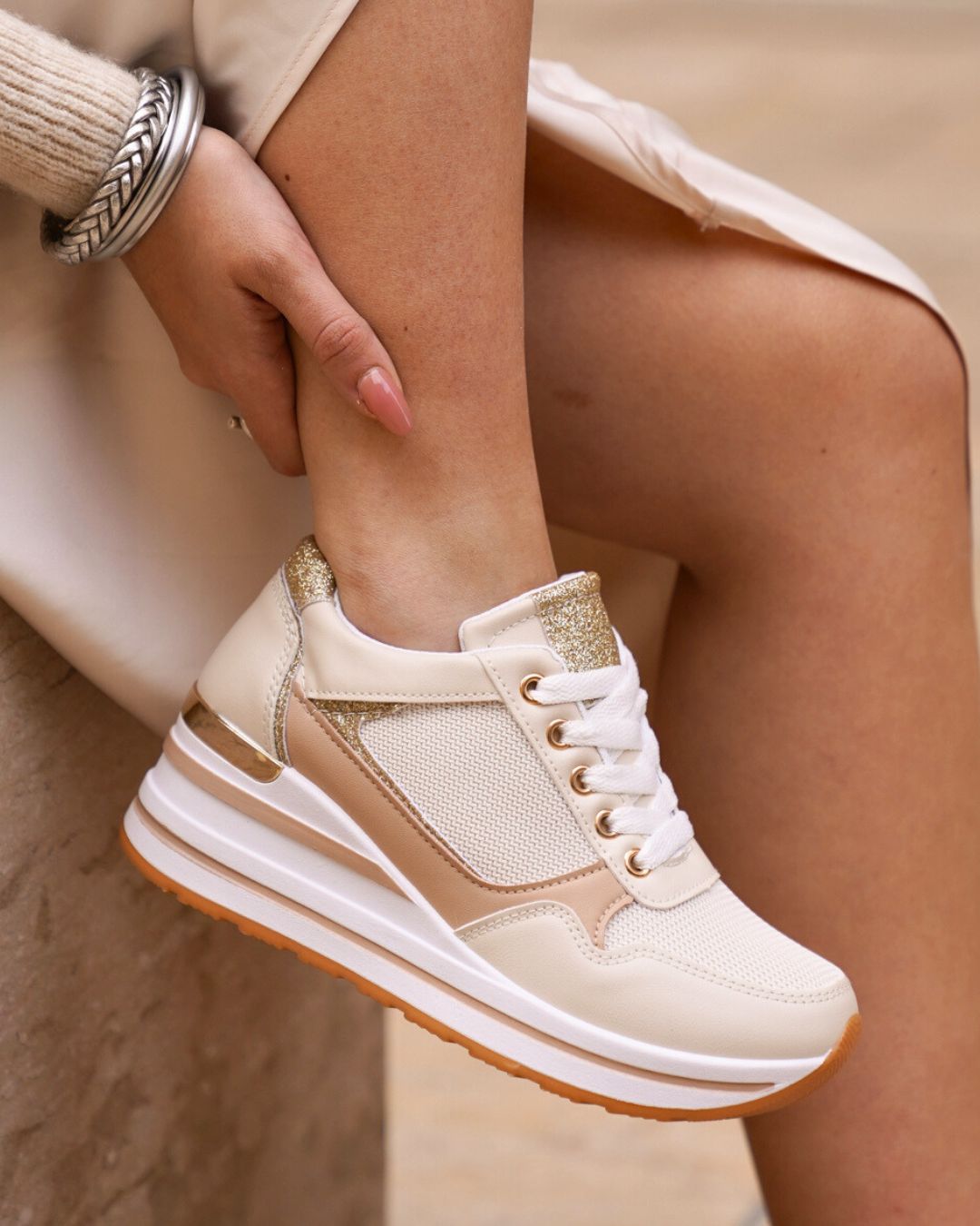 Basket compensée femme beige à lacets - Mira