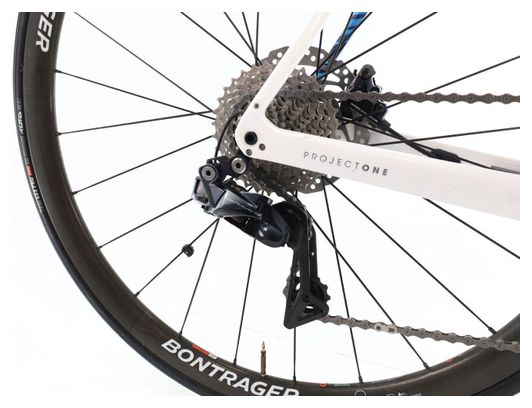Produit reconditionné · Trek Domane SLR7 Carbone Di2 11V · Blanc / Vélo de route / Trek | Bon état