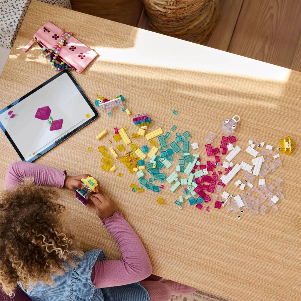 Prachtige, betaalbare legoset om je creativiteit zMagische Transparante Doos 11040