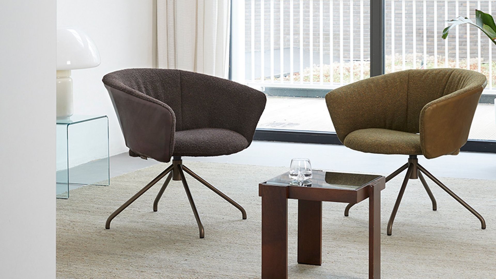 Label Lola Draaifauteuil