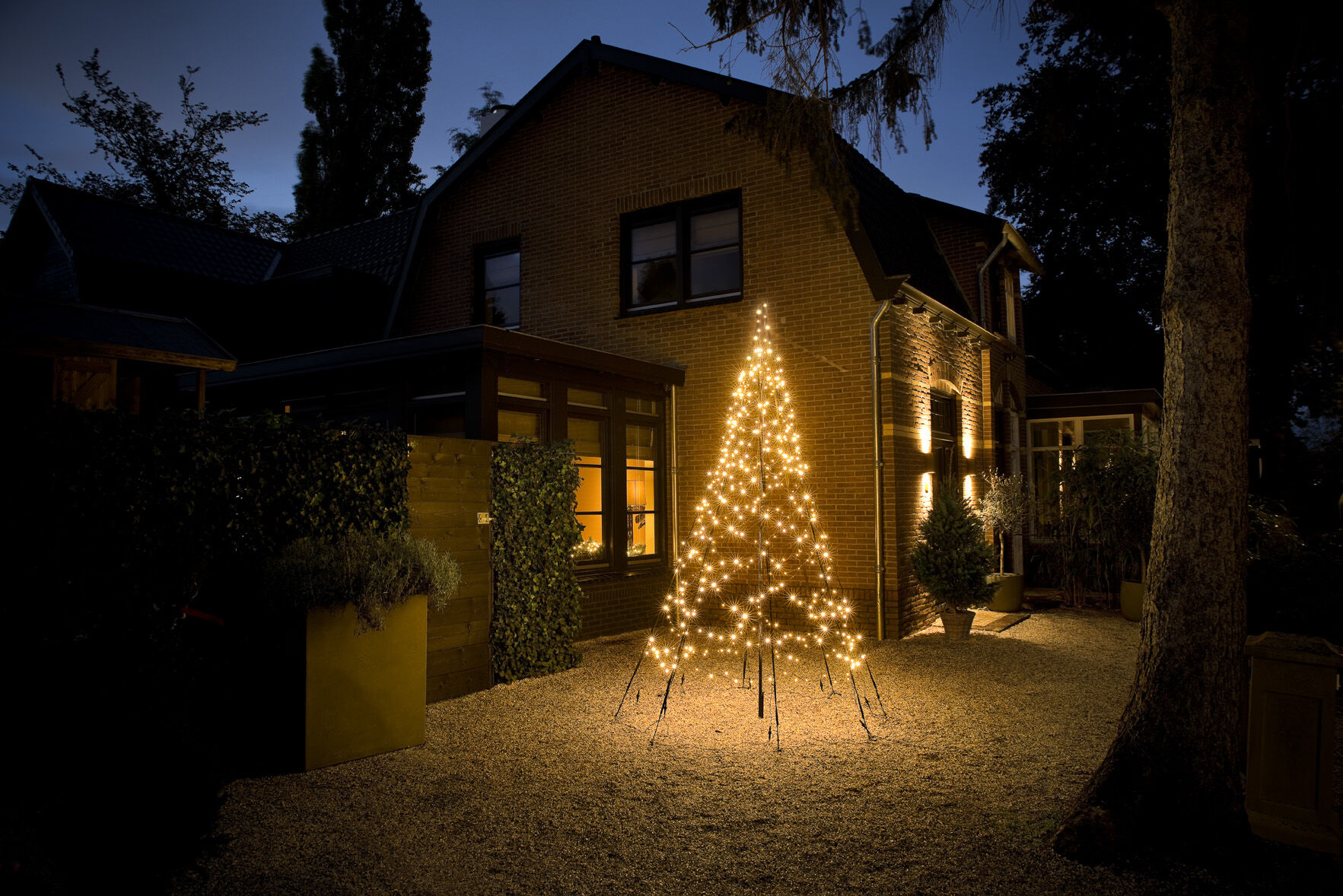 Fairybell - Vlaggenmast kerstboom - 480 - Warm wit - 300 cm