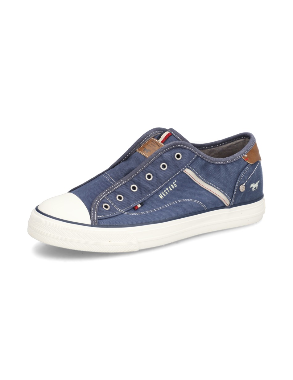 Canvas Sneaker