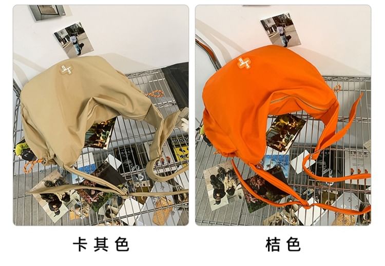 HOVERUP - Effen nylon crossbodytas met trekkoord
