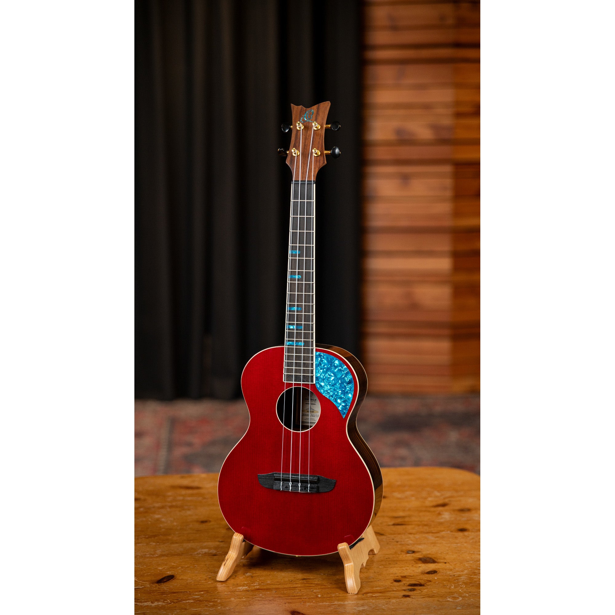 Ortega Ghost Series RUGH-SRT tenor ukelele met gigbag