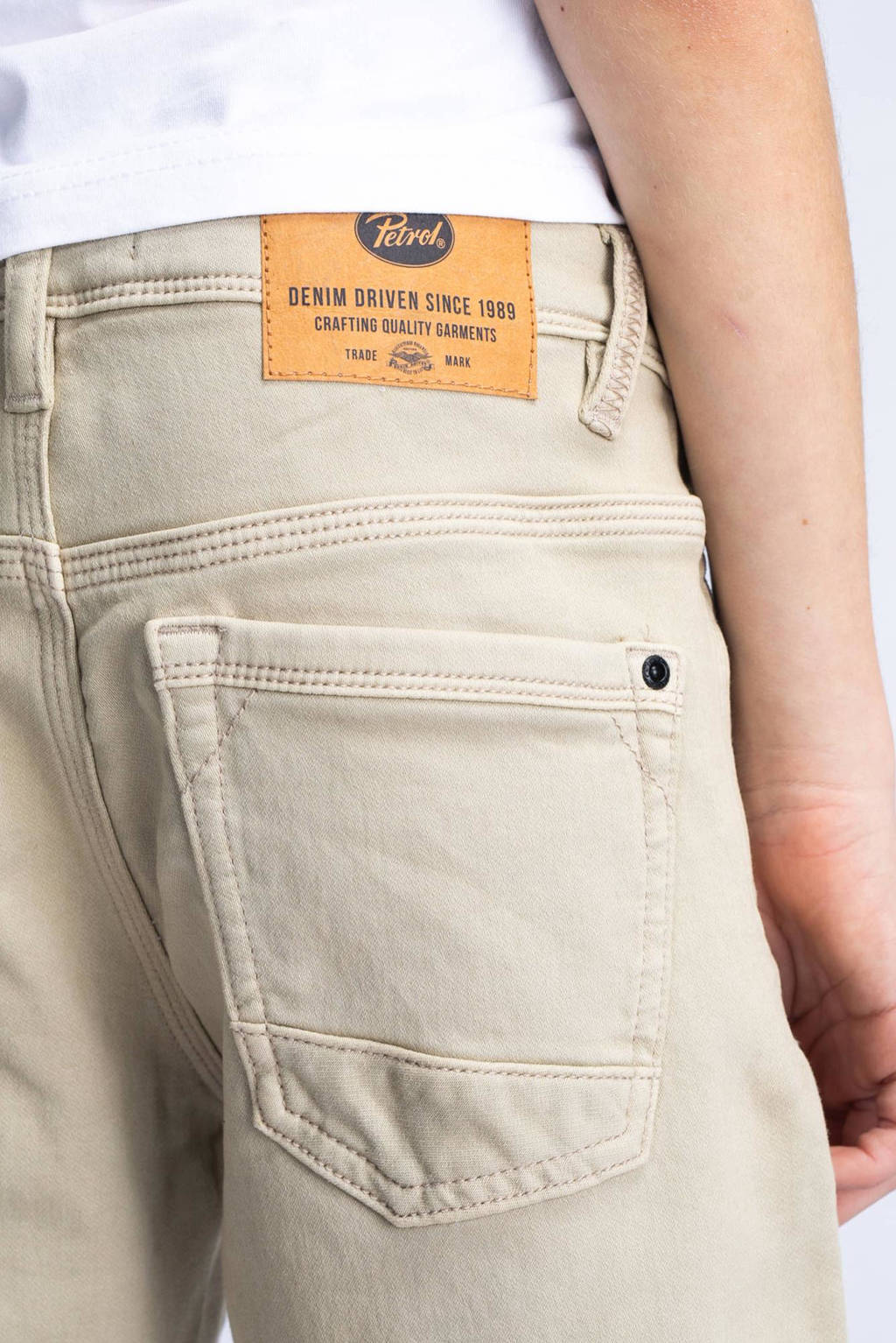 Petrol Industries casual short zand