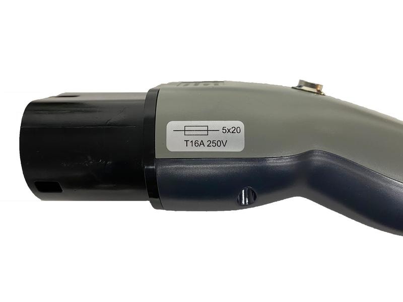 Elektroscout Adapter Typ 2 - T23 mit Entriegelung, 230 V, 1 Adapter Typ 2 Ladekabel auf Typ 23 Steckdose