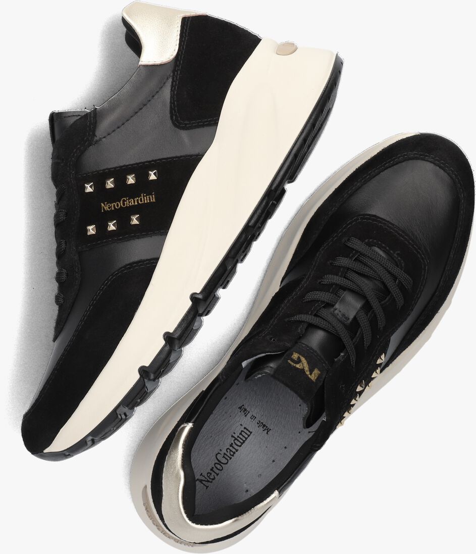 NERO GIARDINI zwarte nero giardini lage sneakers 08335