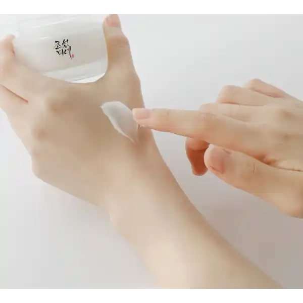 Dynasty Cream