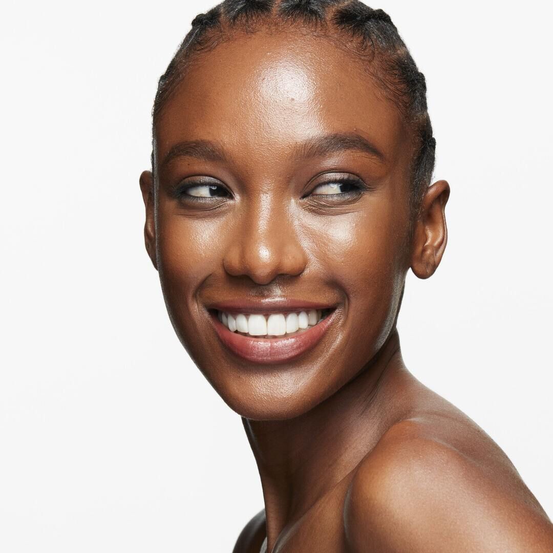 MAC STROBE STROBE DEWY SKIN TINT