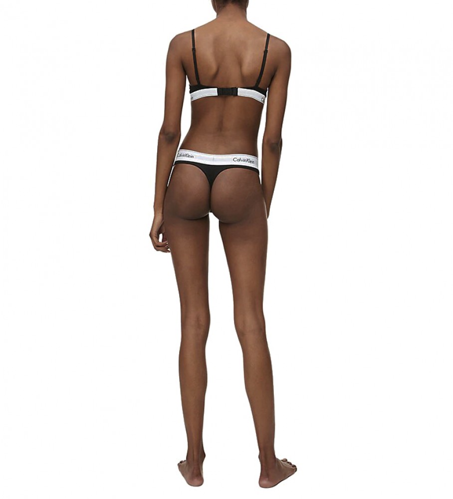 Calcinha fio dental Calvin Klein Modern Cotton preta