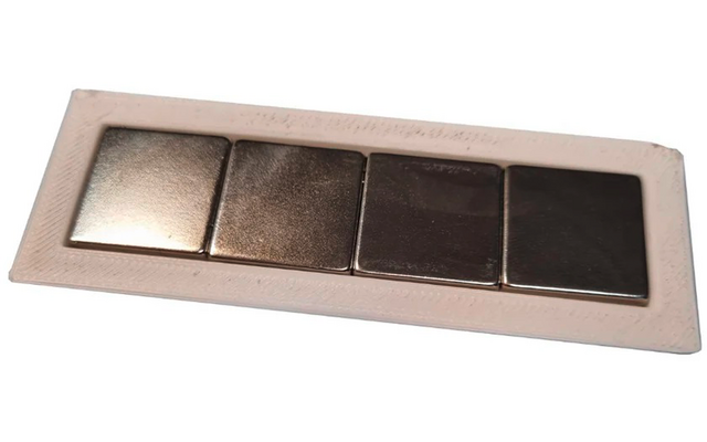 SOG Magnetset 4 teilig für sicheren Halt von Toilettendeckeln