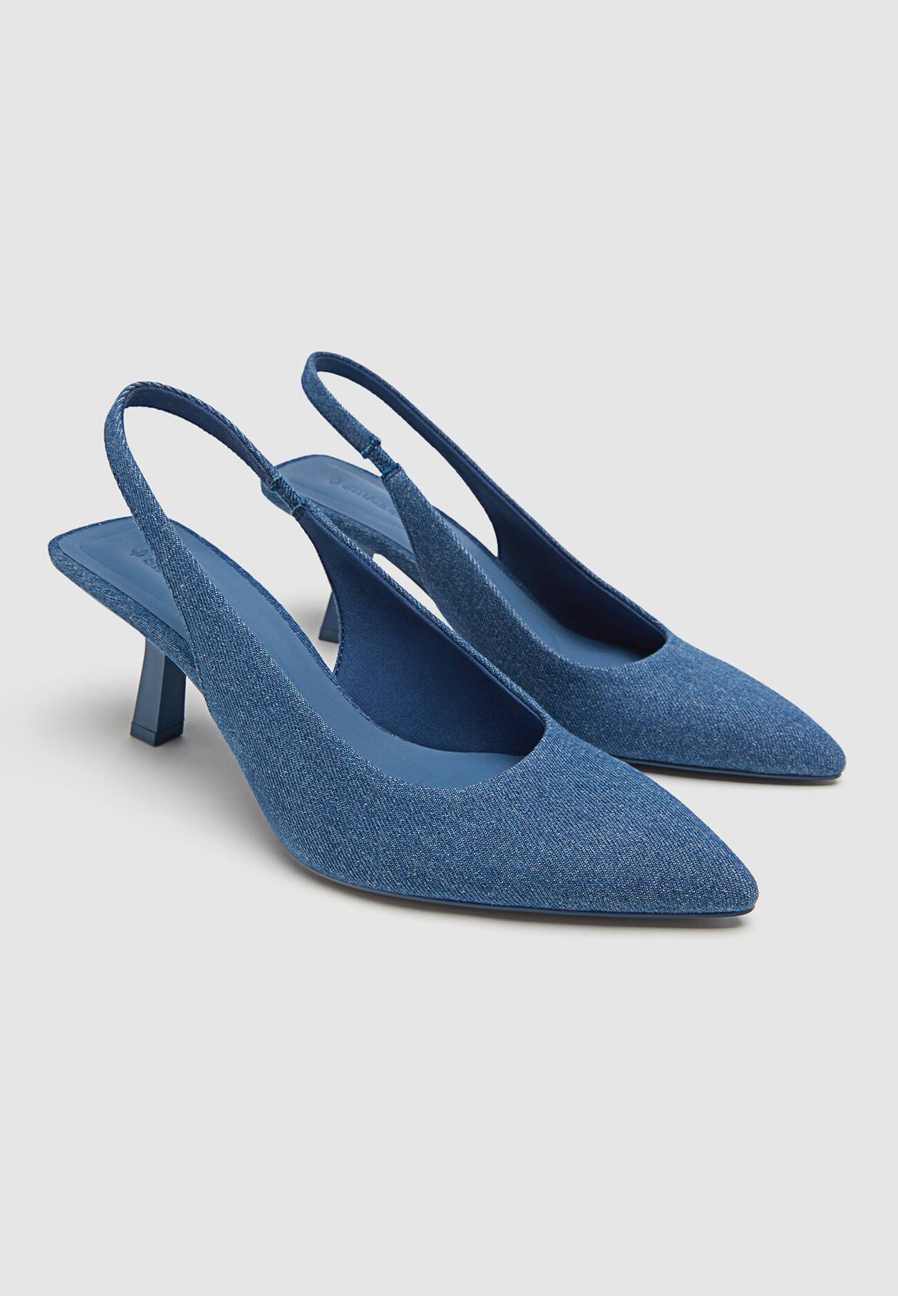 Sapatos de salto slingback