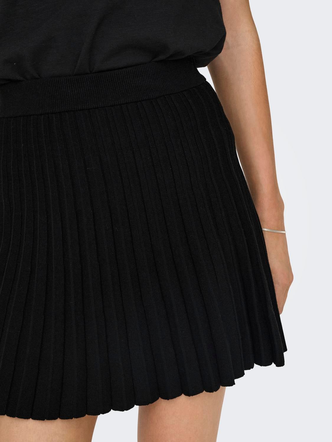 JDYASH Plissierter Rock Black