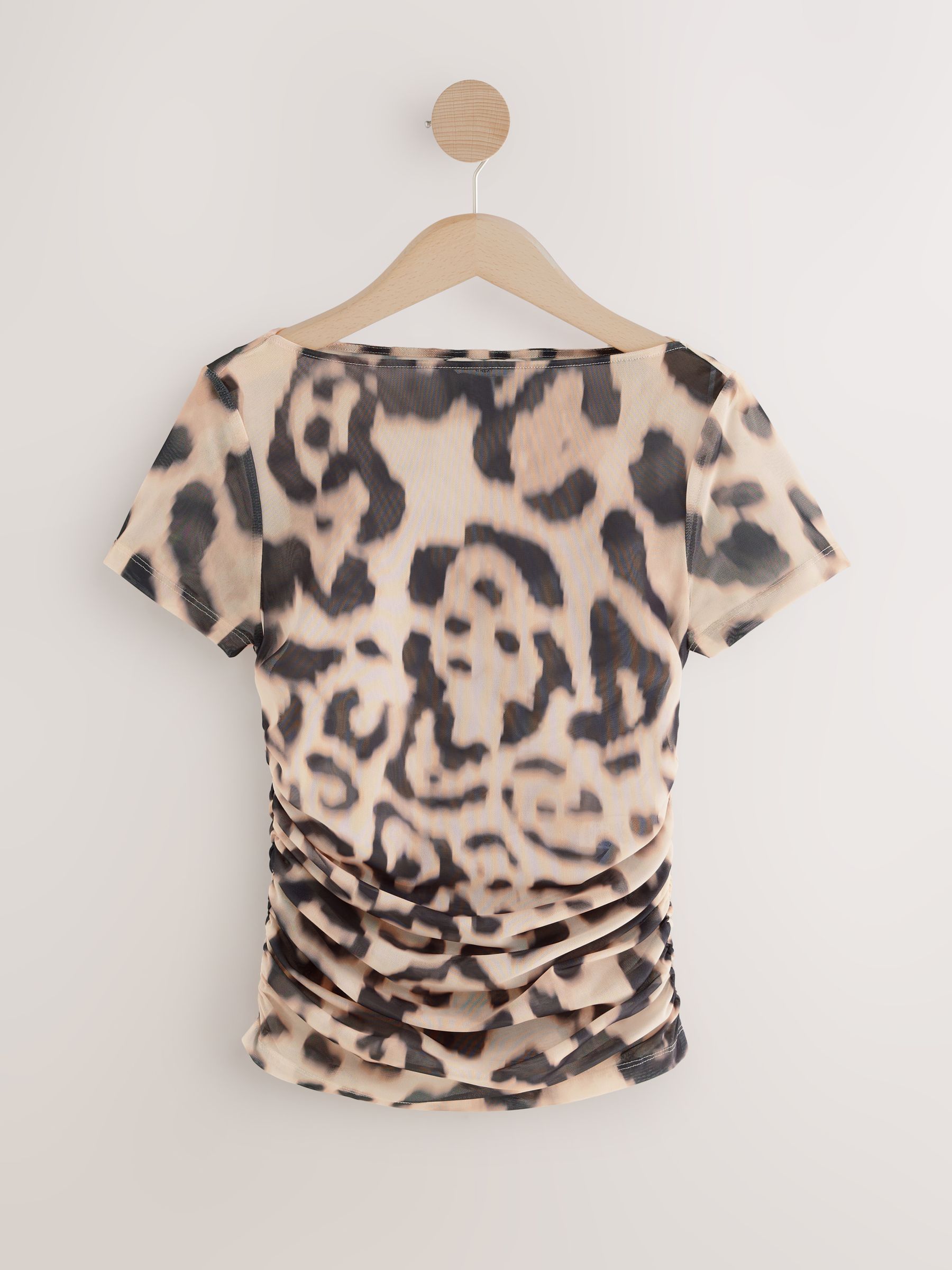 Luipaardprint - Top met korte mouwen van gerimpeld mesh