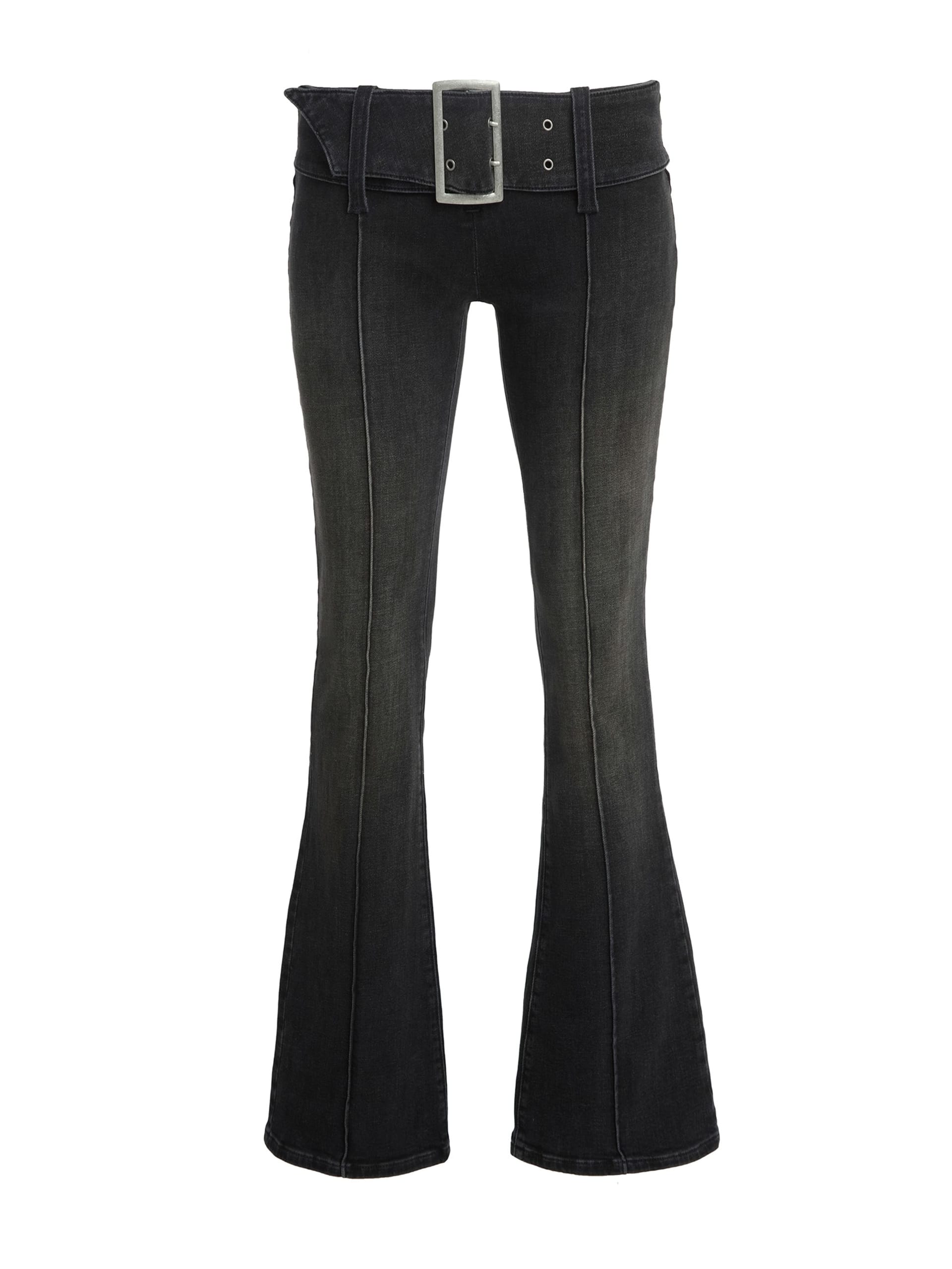 calça jeans bootcut com cinto