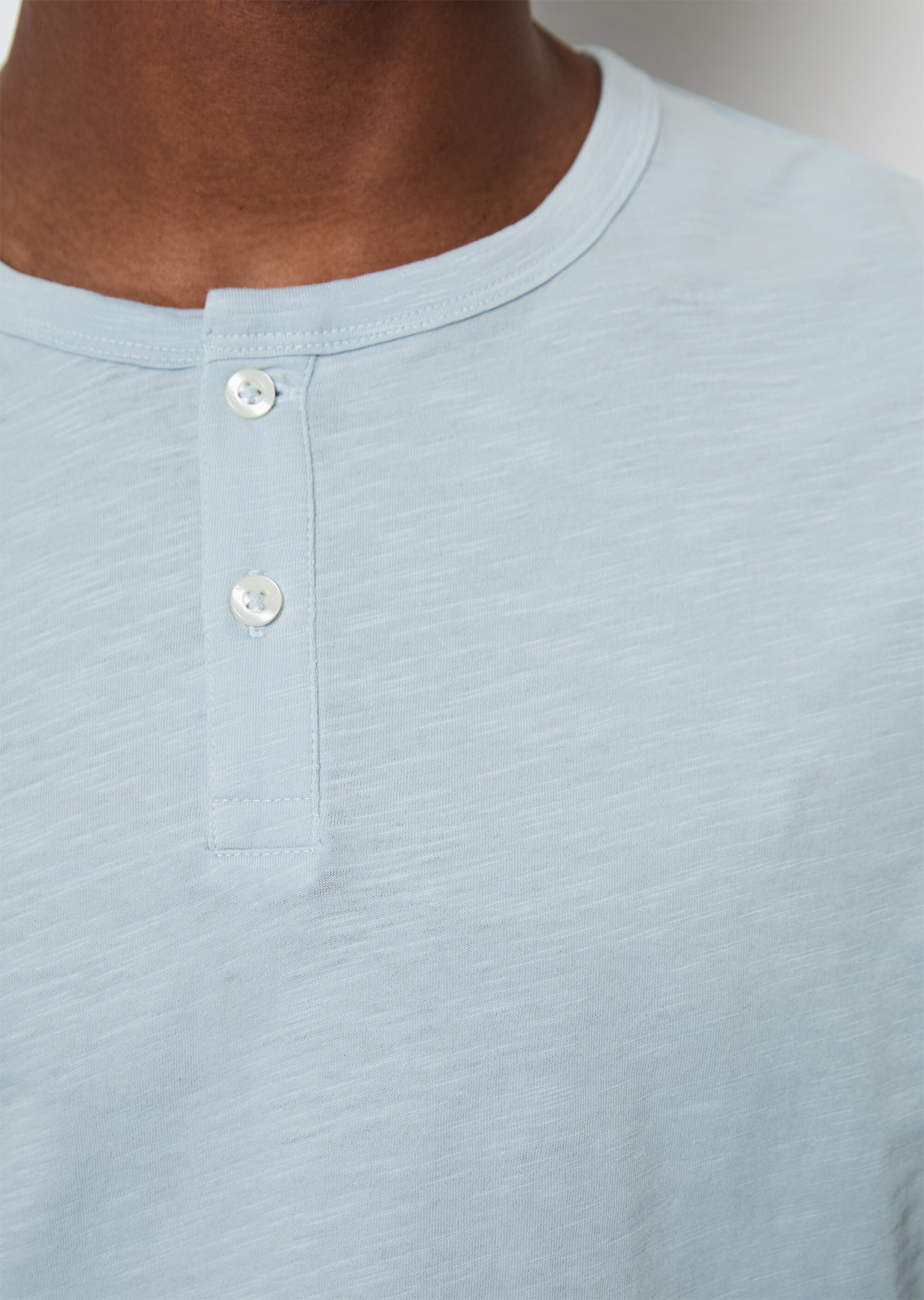 Henley-Shirt regular in softer Slub-Jersey-Qualität