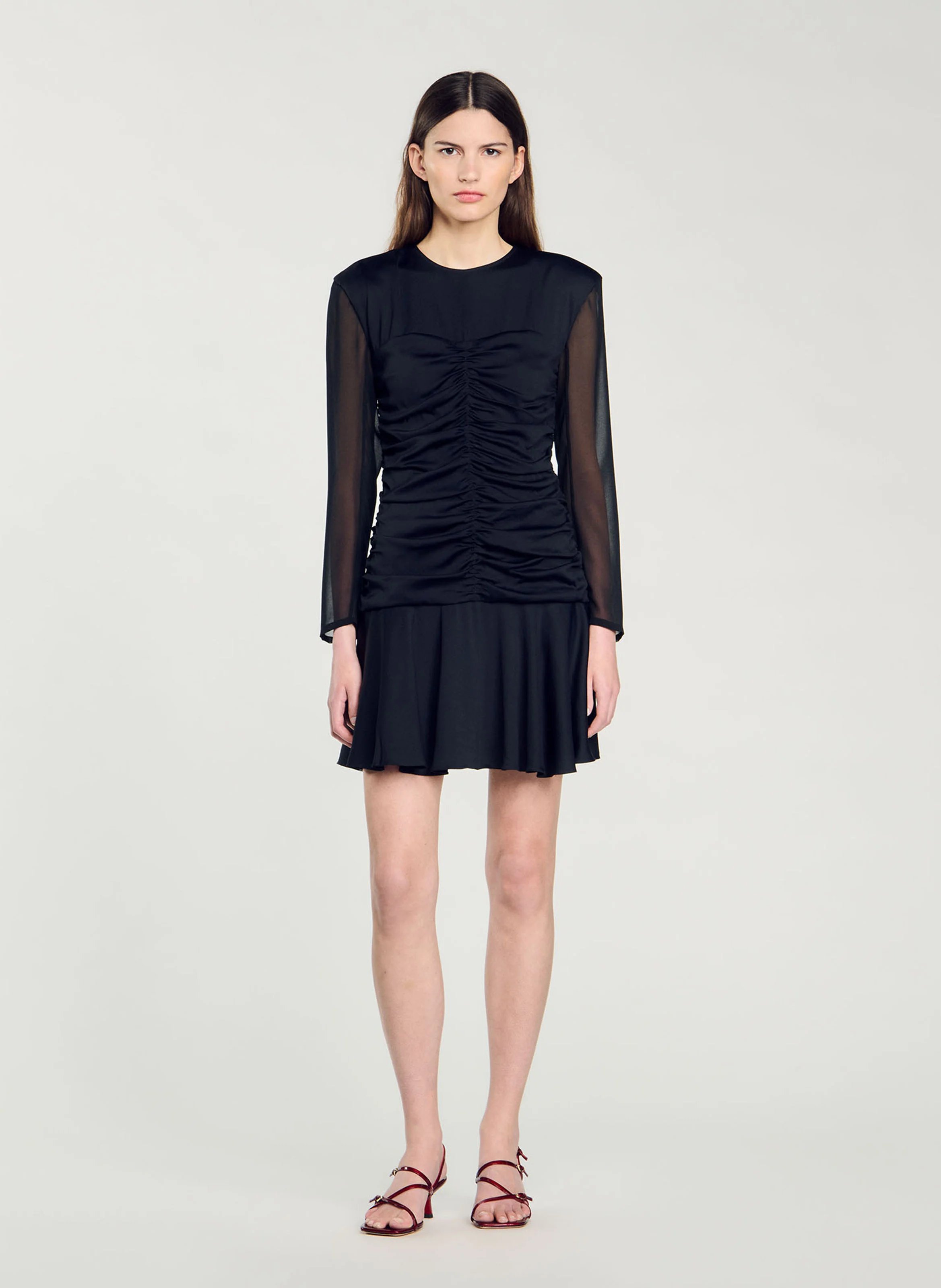 Robe droite courte à col rond| Noir