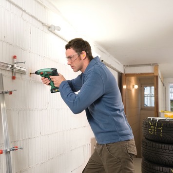 Bosch 18V boorhamer Uneo Maxx (Incl. 2.5Ah accu + lader)