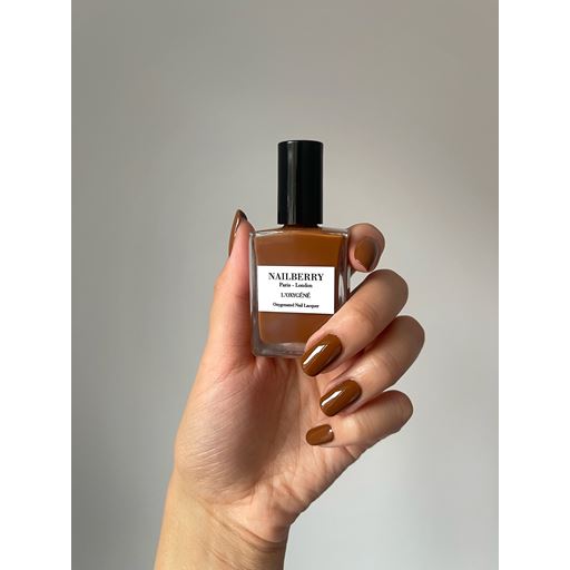 Nailberry L’Oxygéné Nail Polish, Coffee