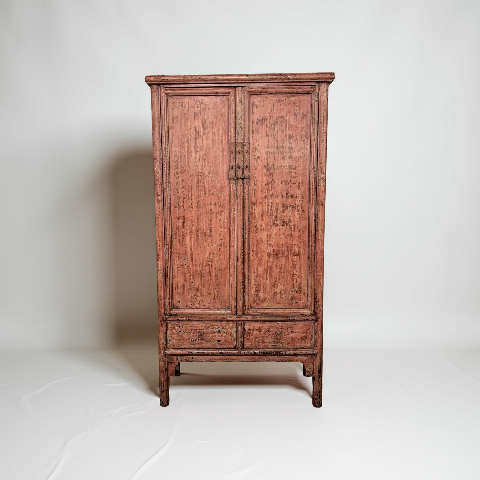 Wandkast 2 deur 4 la roze/rood uniek