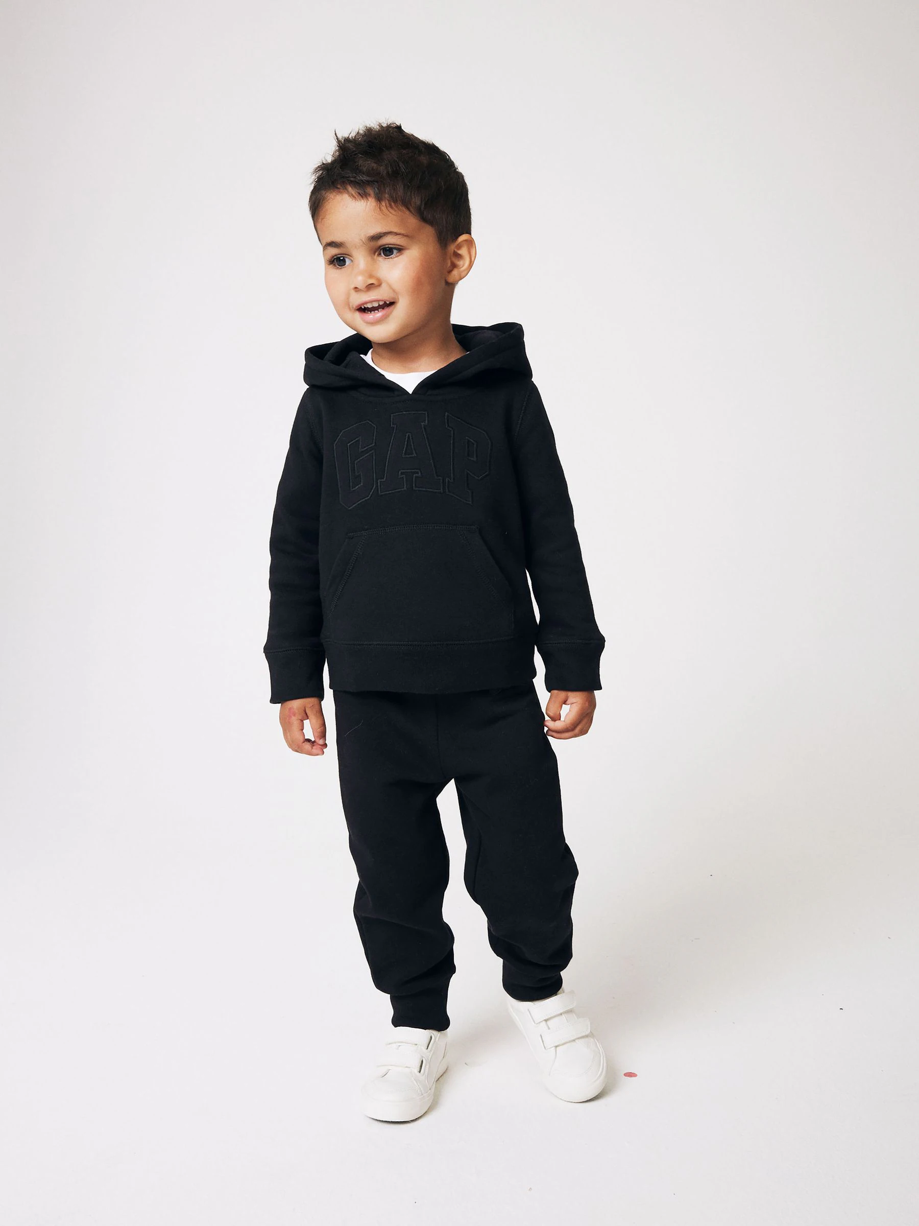 Zwart - Gap pull-on joggingbroek met logo, met fleece gevoerd (pasgeborenen -5jaar)