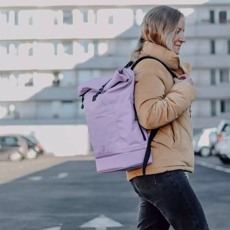 Anna und Oskar Fairer Wickelrucksack Hugo Flieder